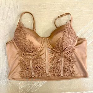 Elegant Lace Trimmed Tan Women's Top. Sz Large But Really Is A Small.